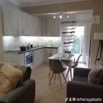 Angela's Seaview Apartamento