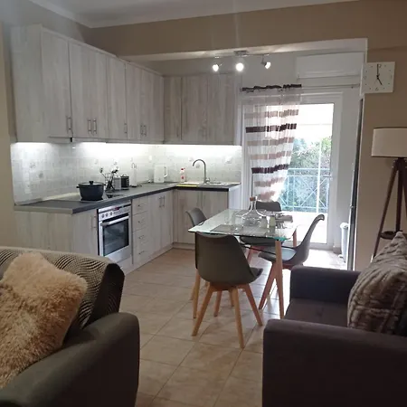 Angela's Seaview Apartament