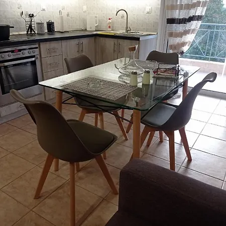 Apartament Angela's Seaview Chalkida
